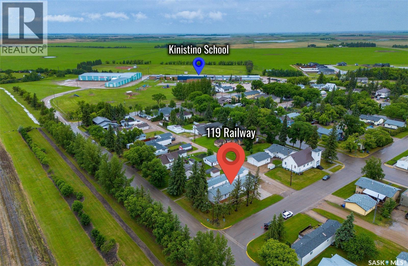 119 Railway AVENUE - 33