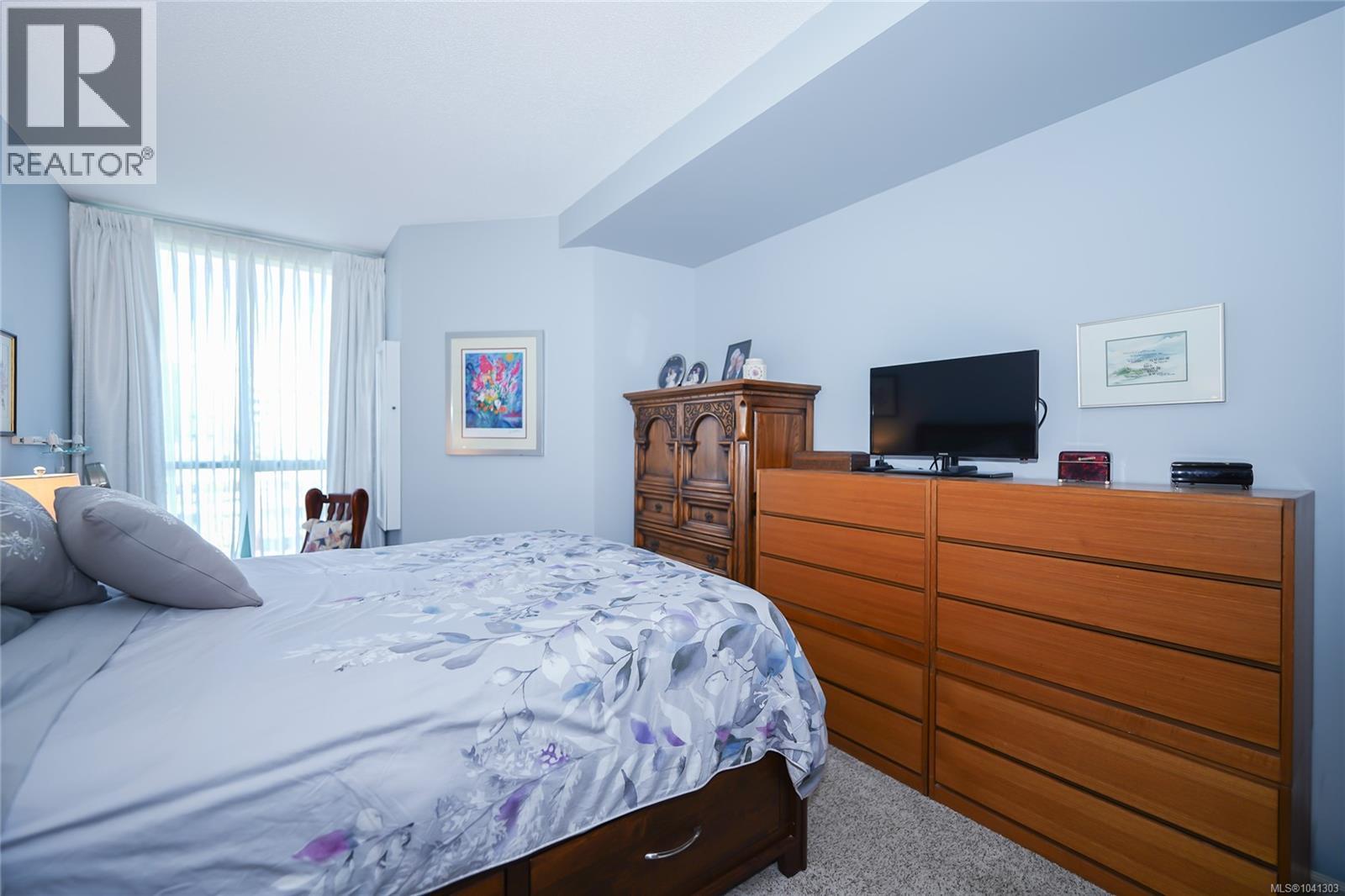 805 1020 View Street, Victoria
