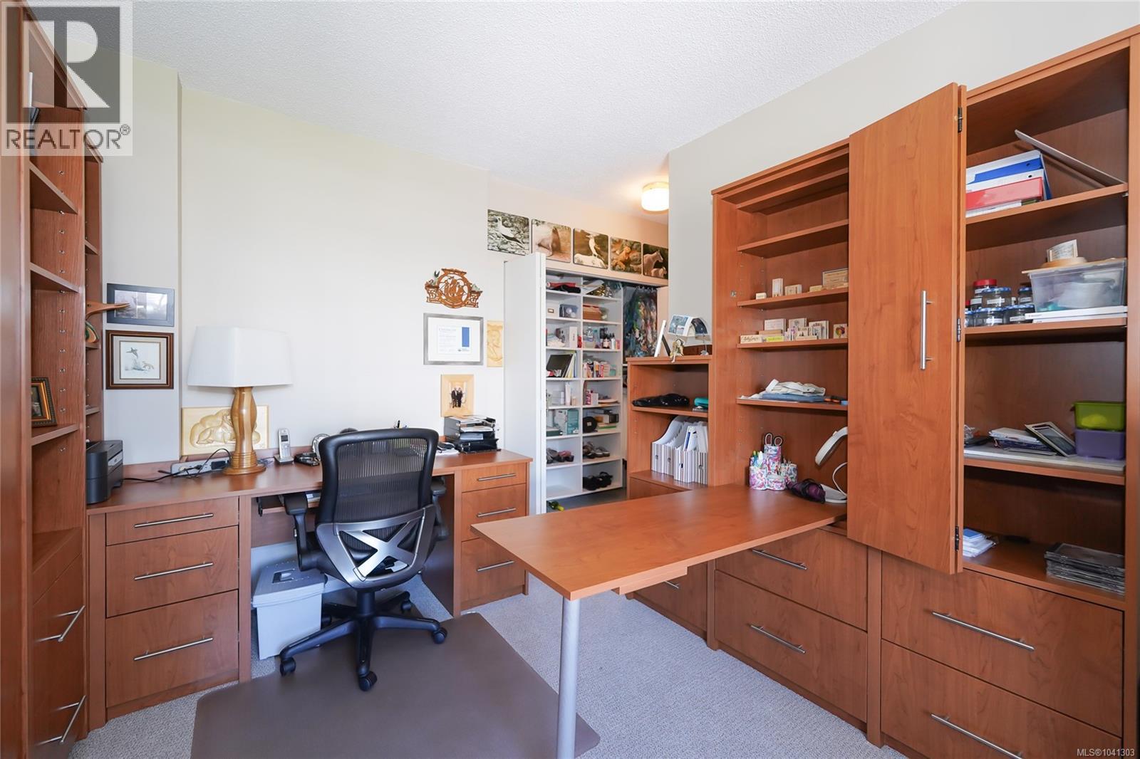 805 1020 View Street, Victoria