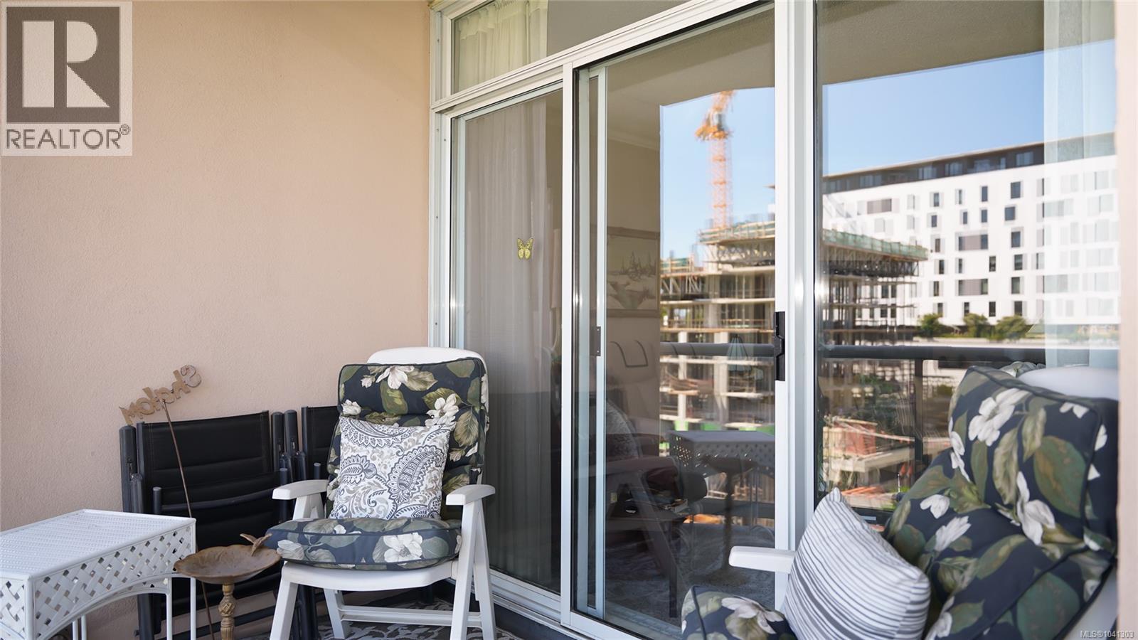 805 1020 View Street, Victoria
