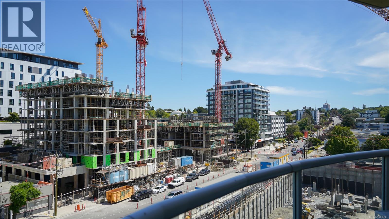 805 1020 View Street, Victoria