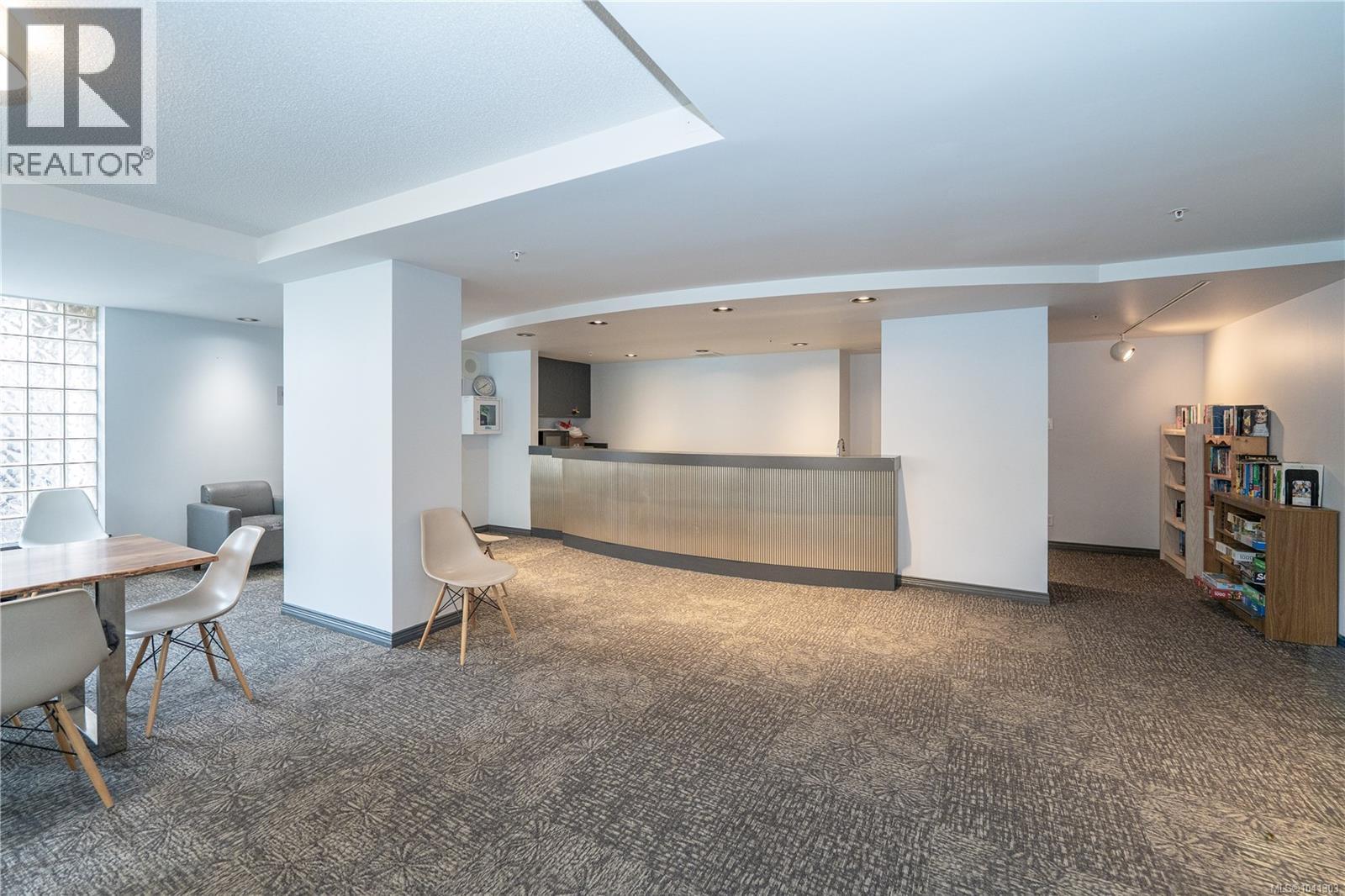 805 1020 View Street, Victoria