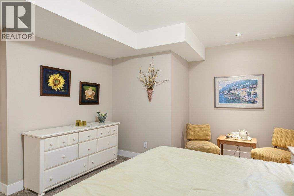  526 Metcalfe Avenue, Kelowna
