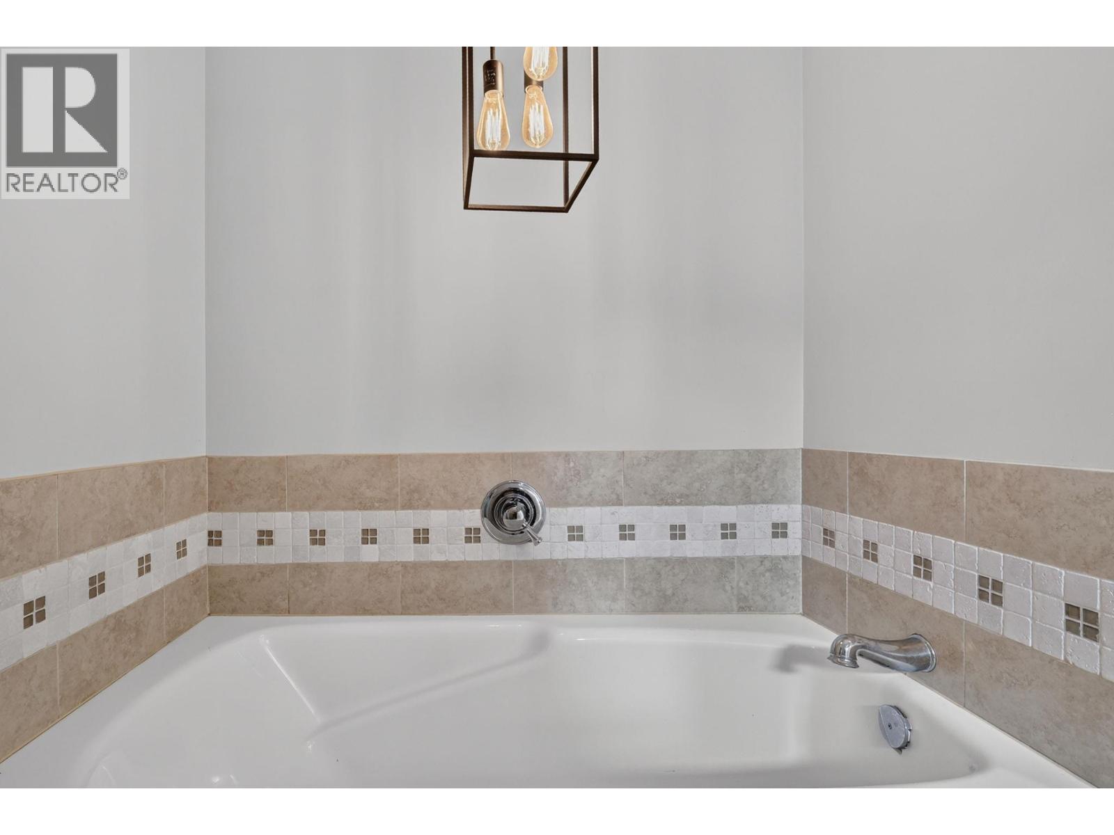  2417 Tallus Ridge Drive, West Kelowna