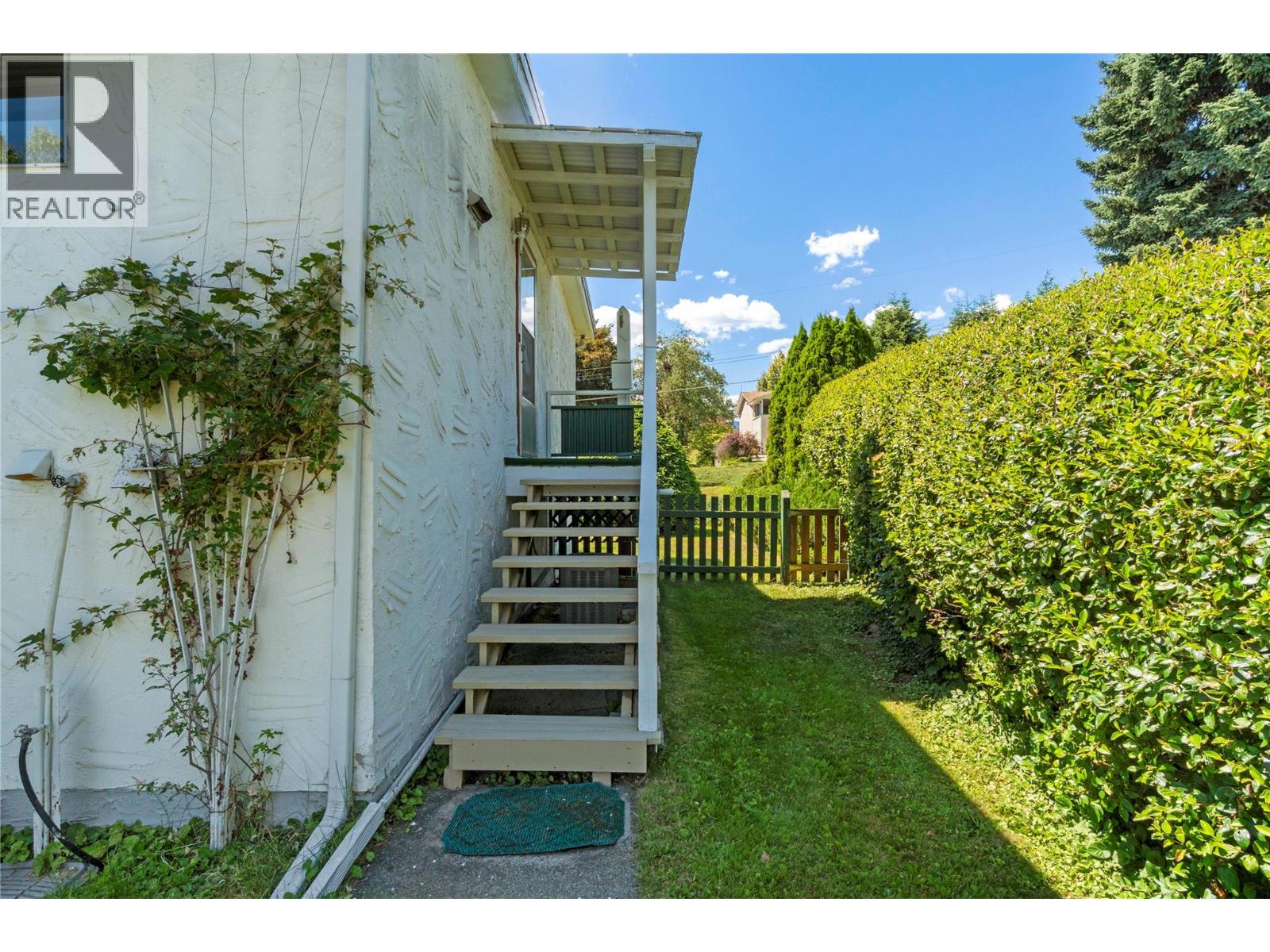  1730 36 Street Northeast, Salmon Arm