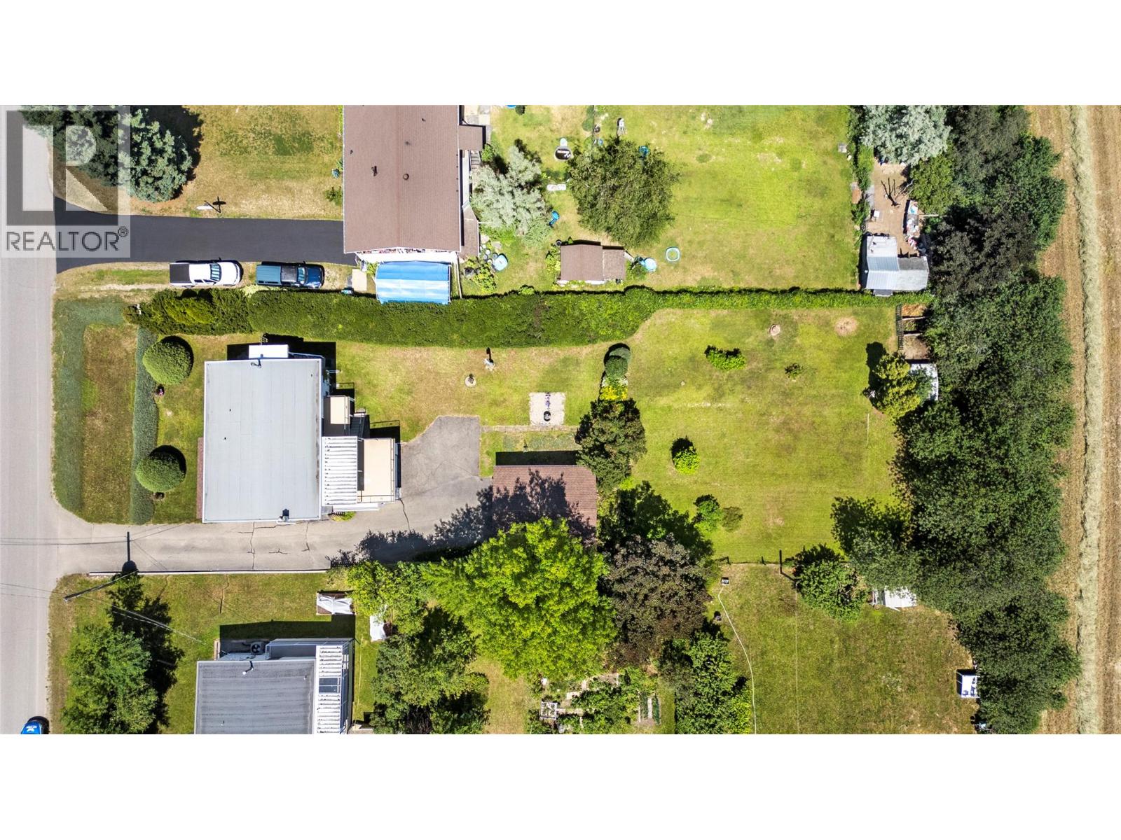  1730 36 Street Northeast, Salmon Arm