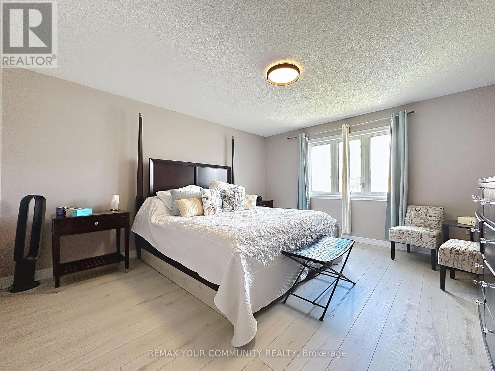 15 BELLEFONTAINE COURT - 21