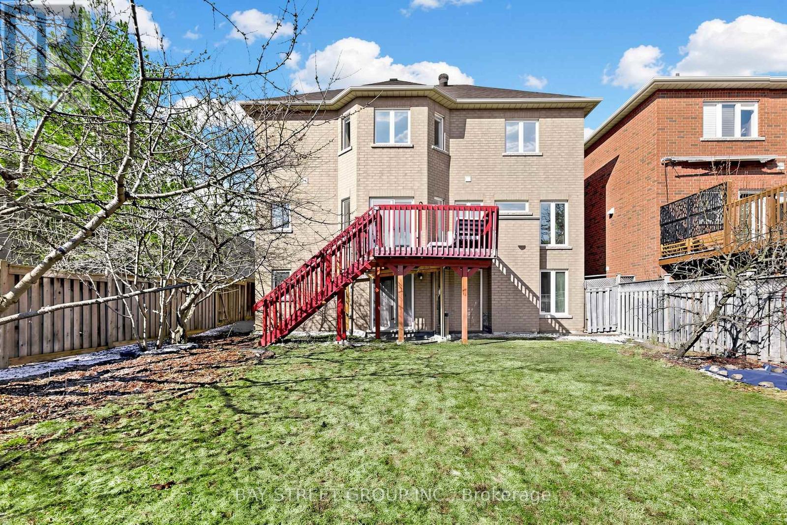 19 FOUNTAIN COURT - 41
