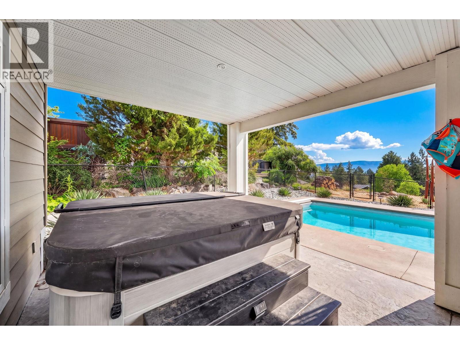  2417 Tallus Ridge Drive, West Kelowna