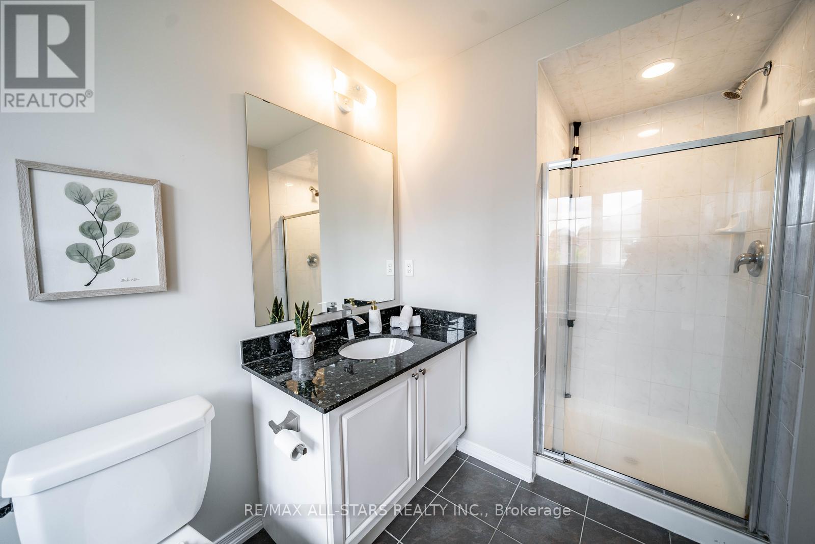 85 VERA LYNN CRESCENT - 27