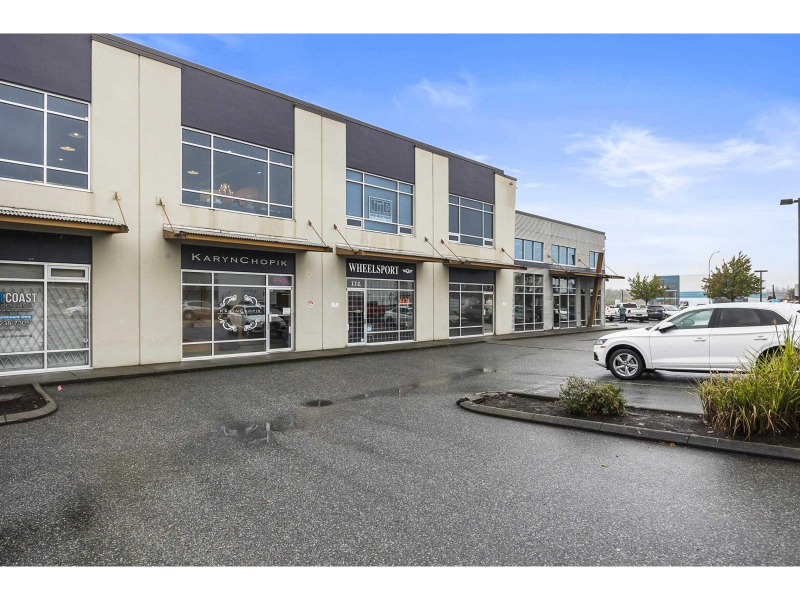 111 & 112 19289 LANGLEY BYPASS, Surrey — photo 2