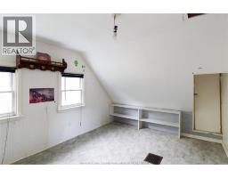 Laundry room - 267 Fort Street, Amherstburg, ON N9V1C1 Photo 6