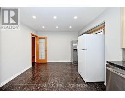 Sunroom - 622 The Queensway, Toronto, ON M8Y1K3 Photo 12