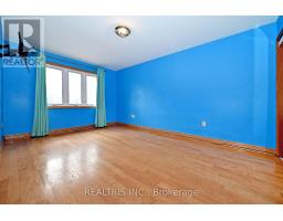 622 The Queensway, Toronto, ON M8Y1K3 Photo 24