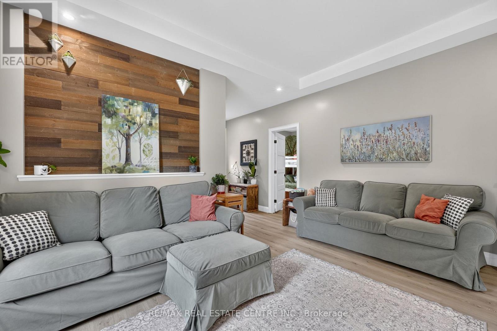 77 MILL STREET - 6