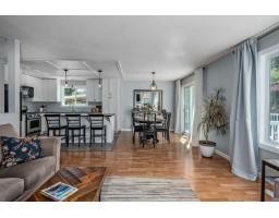 33561 7 Avenue, Mission, BC V2V2E8 Photo 8