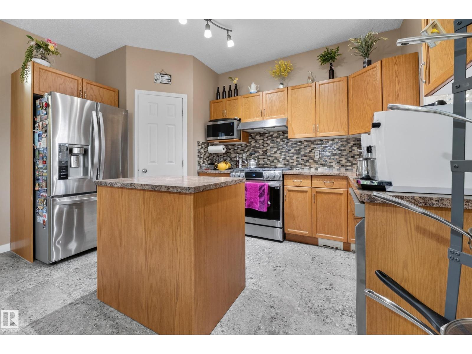 136 BOTHWELL PL - 16