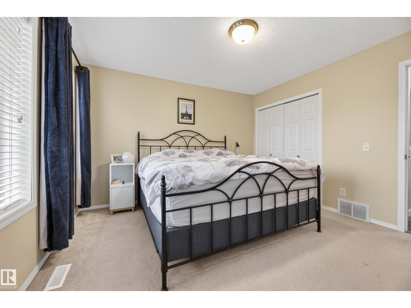 136 BOTHWELL PL - 25