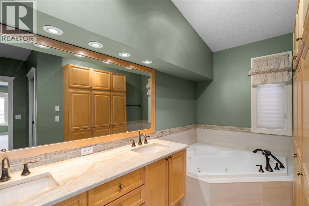 35 Prominence Path SW - 32