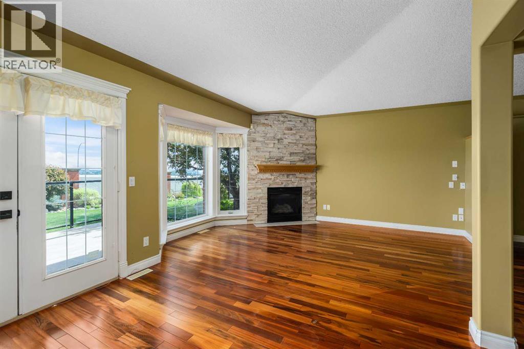 35 Prominence Path SW - 25
