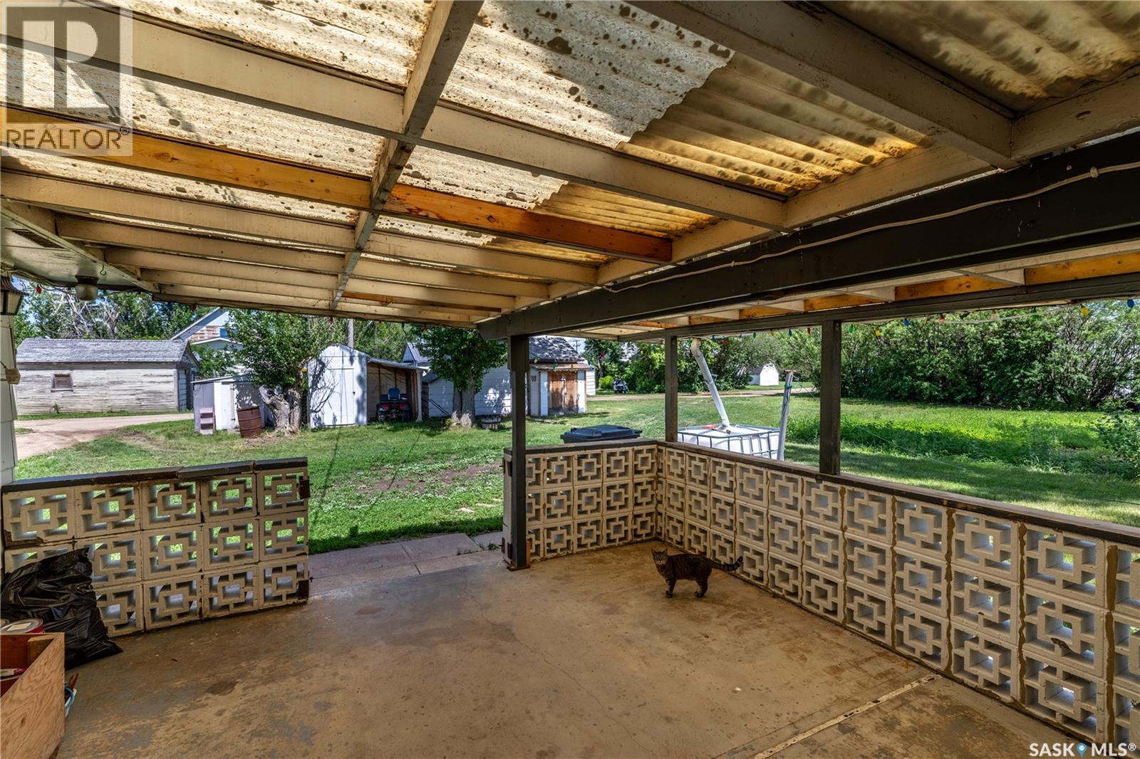 120 Crocus AVENUE - 11