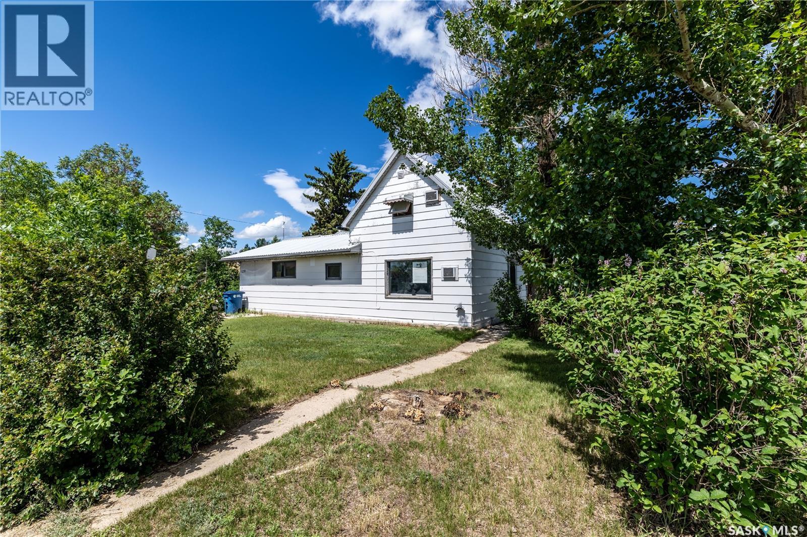 120 Crocus AVENUE - 2