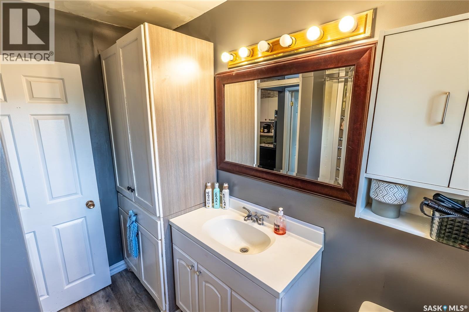 120 Crocus AVENUE - 20
