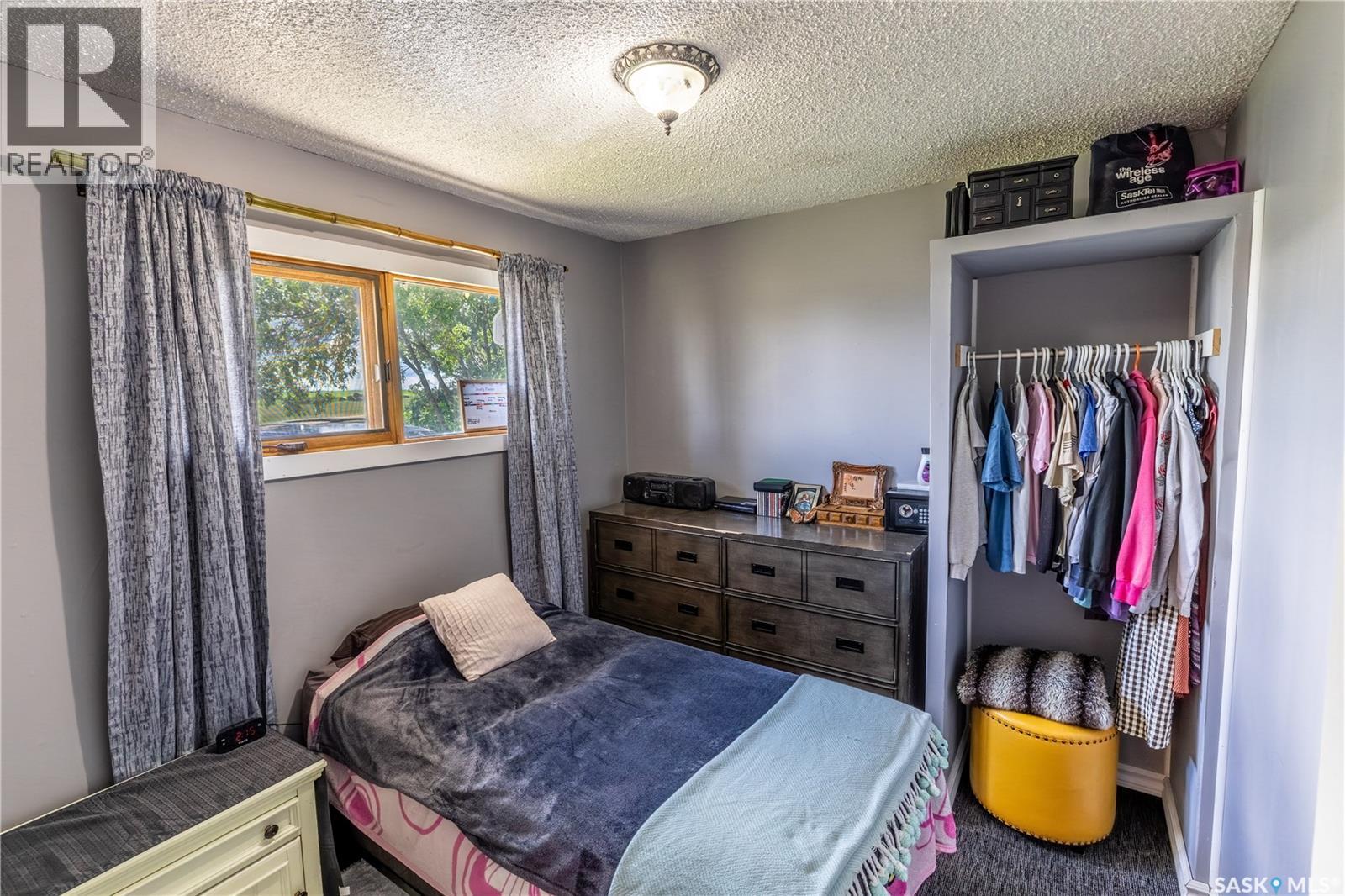 120 Crocus AVENUE - 21