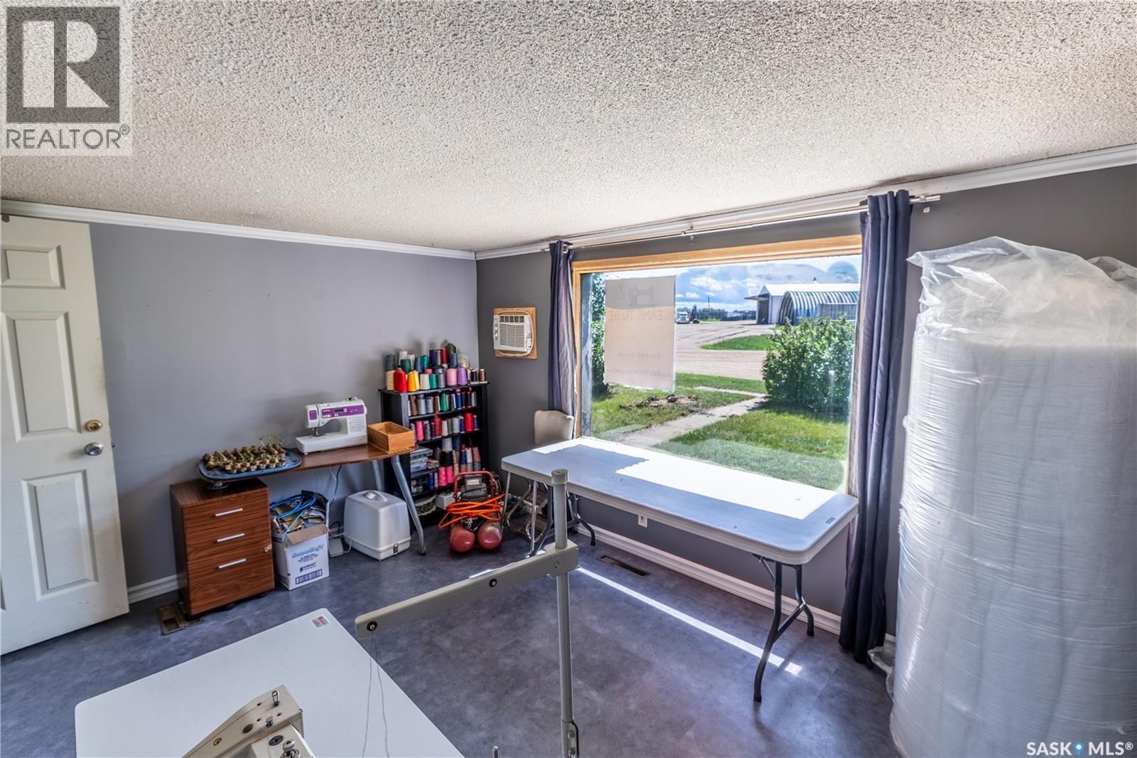120 Crocus AVENUE - 23