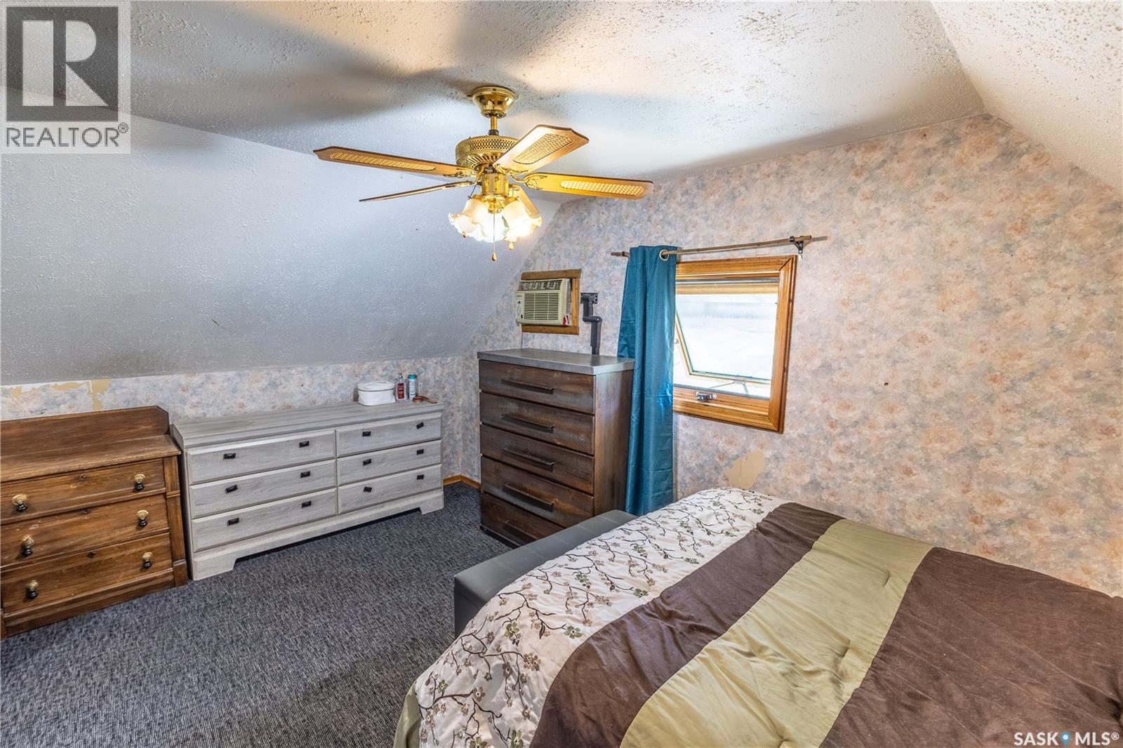 120 Crocus AVENUE - 26