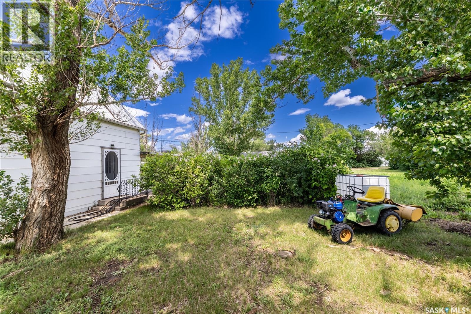 120 Crocus AVENUE - 4