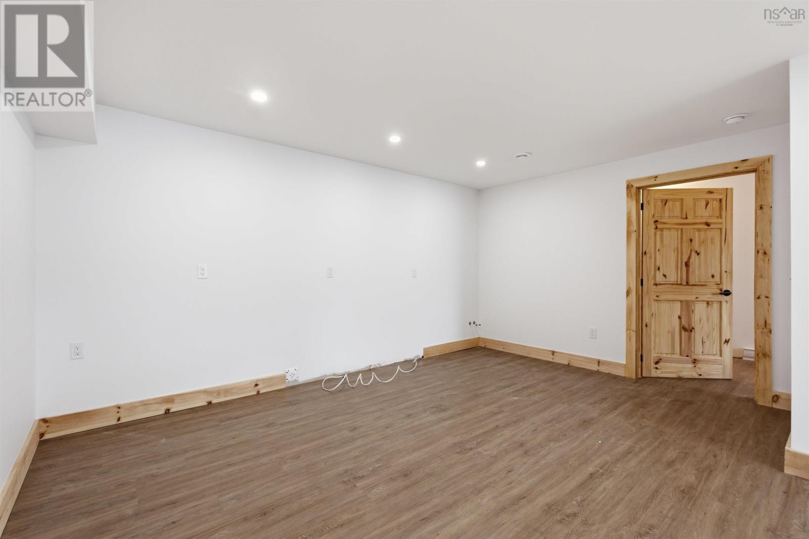 372 Aulenback Point Road - 29