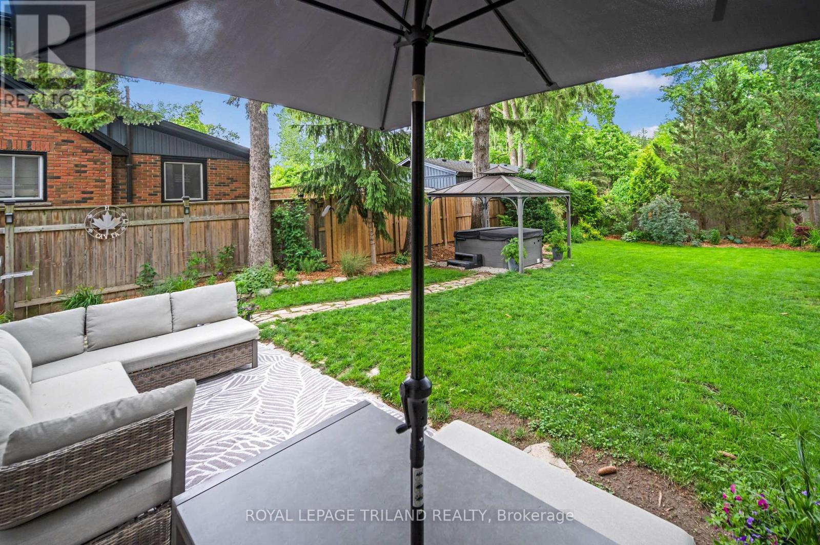 194 BELGRAVE AVENUE - 28