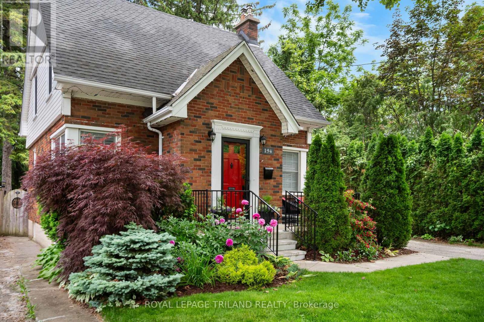 194 BELGRAVE AVENUE - 3