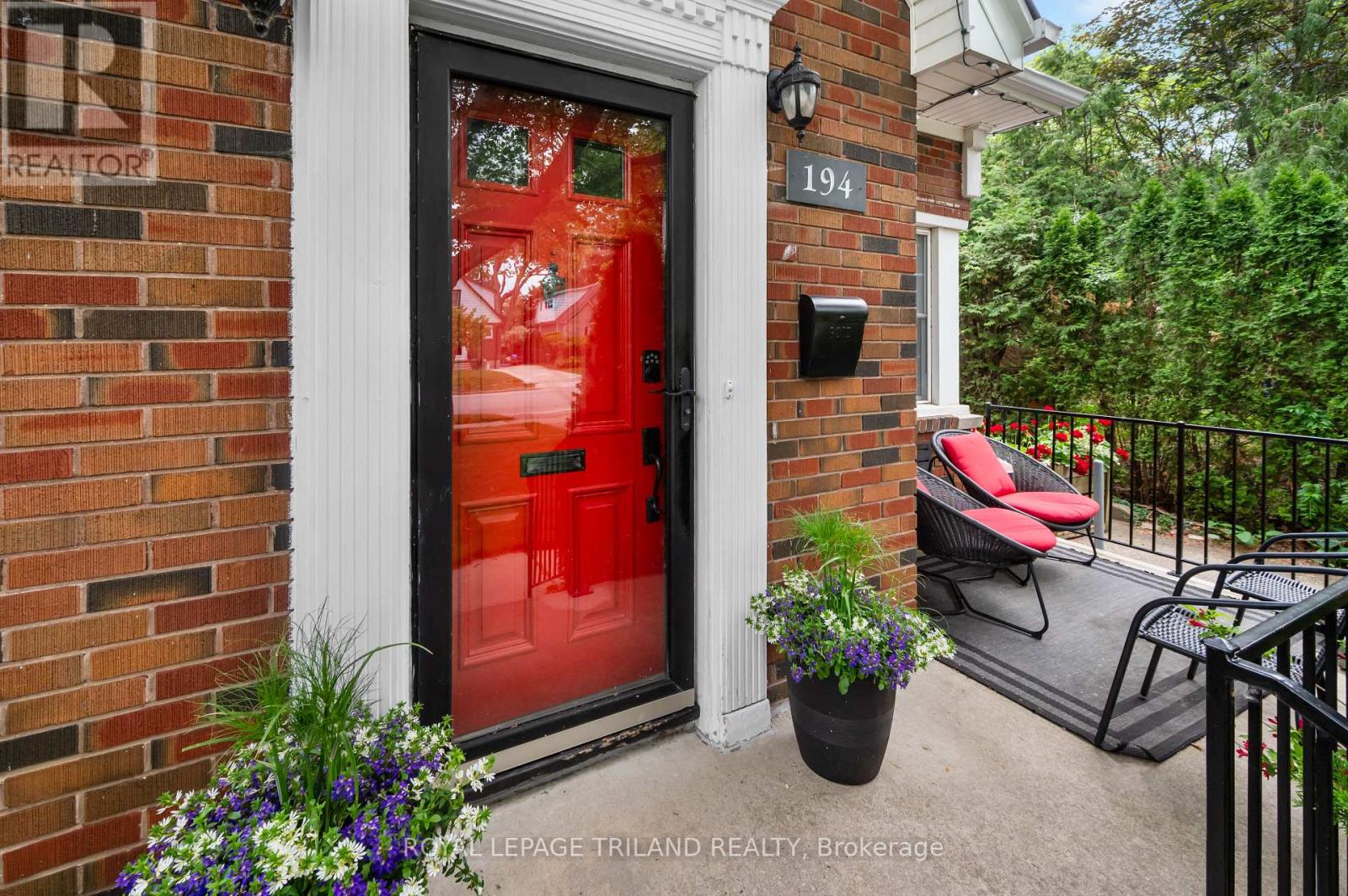 194 BELGRAVE AVENUE - 5