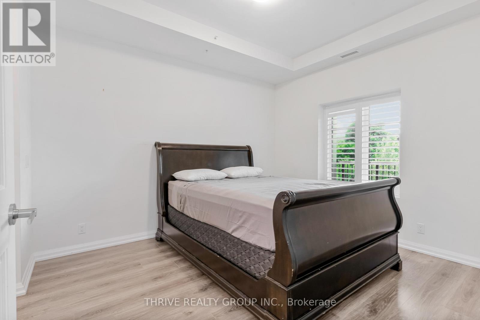 #206 778 LAURELWOOD DRIVE - 18