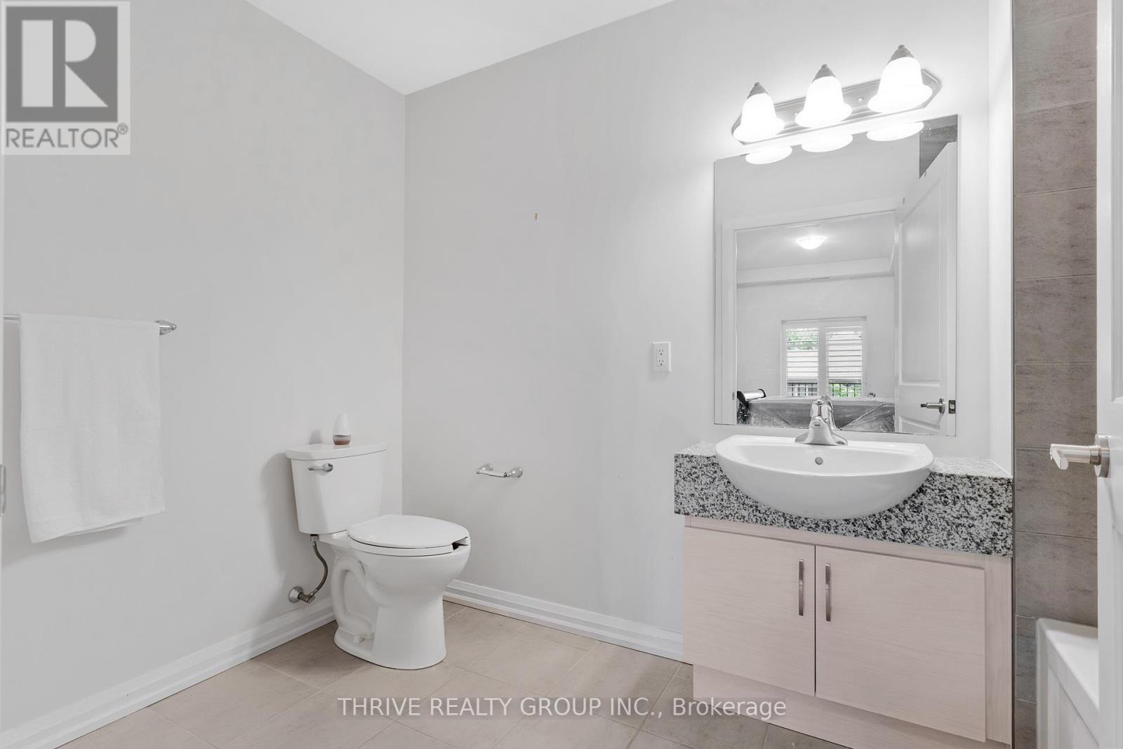 #206 778 LAURELWOOD DRIVE - 23
