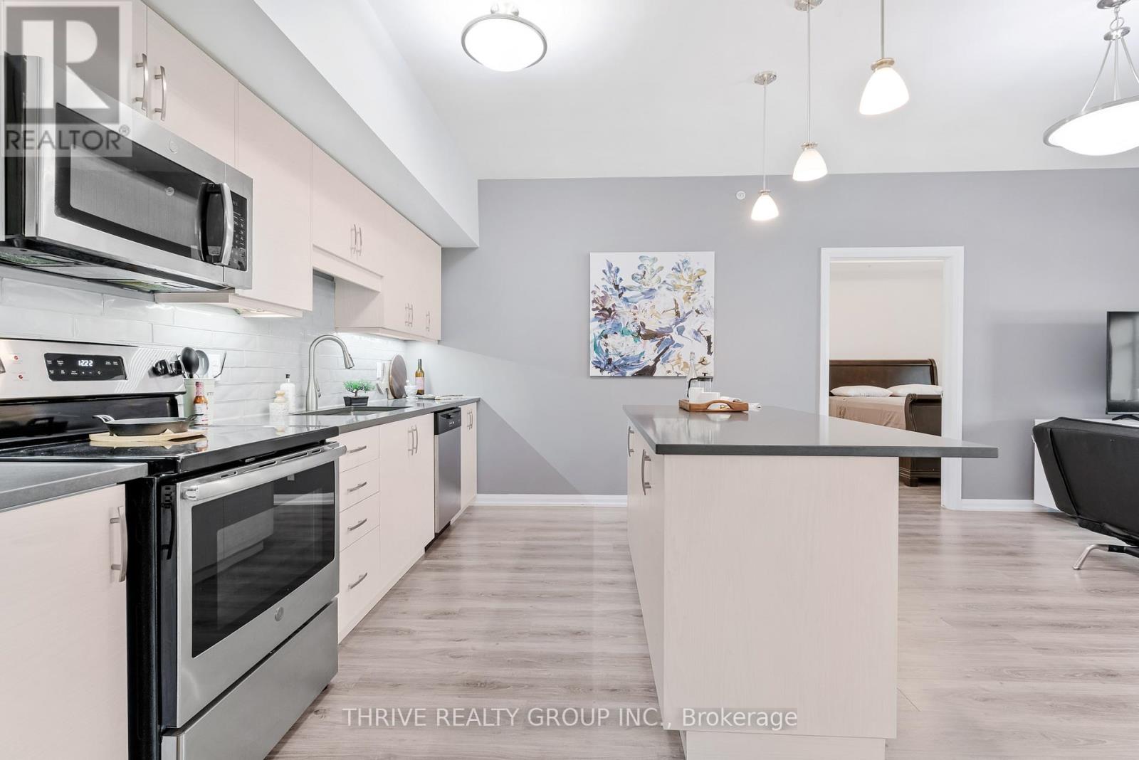 #206 778 LAURELWOOD DRIVE - 4