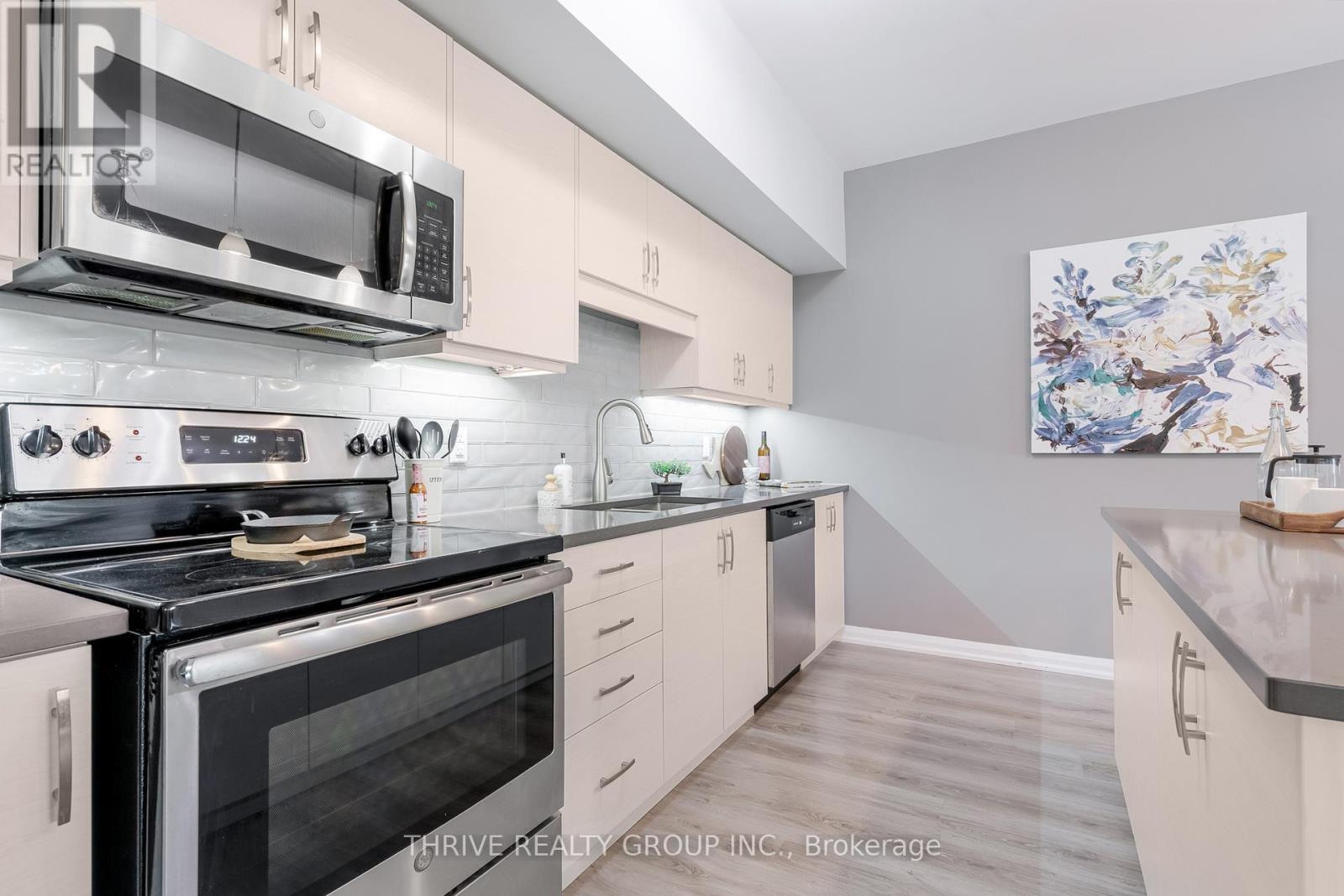 #206 778 LAURELWOOD DRIVE - 6
