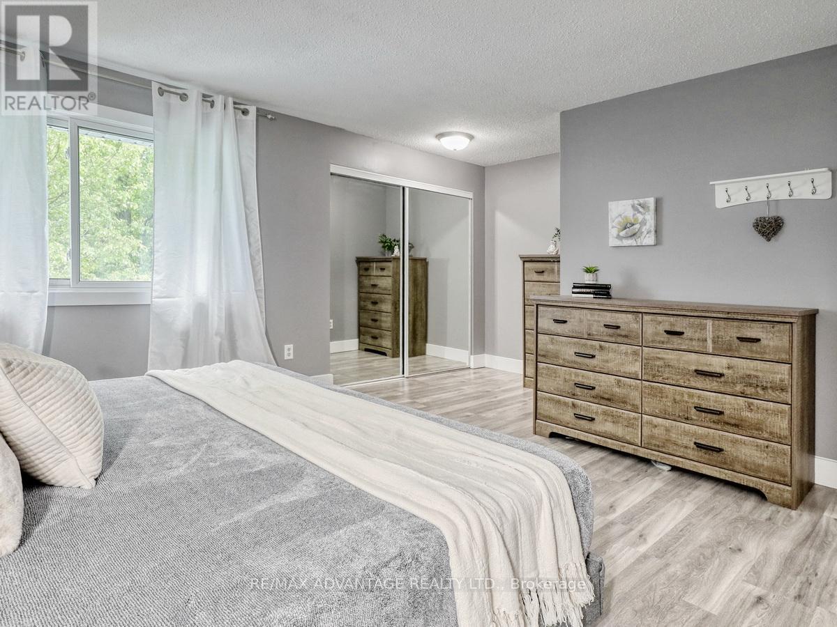 132 MONMORE ROAD - 27
