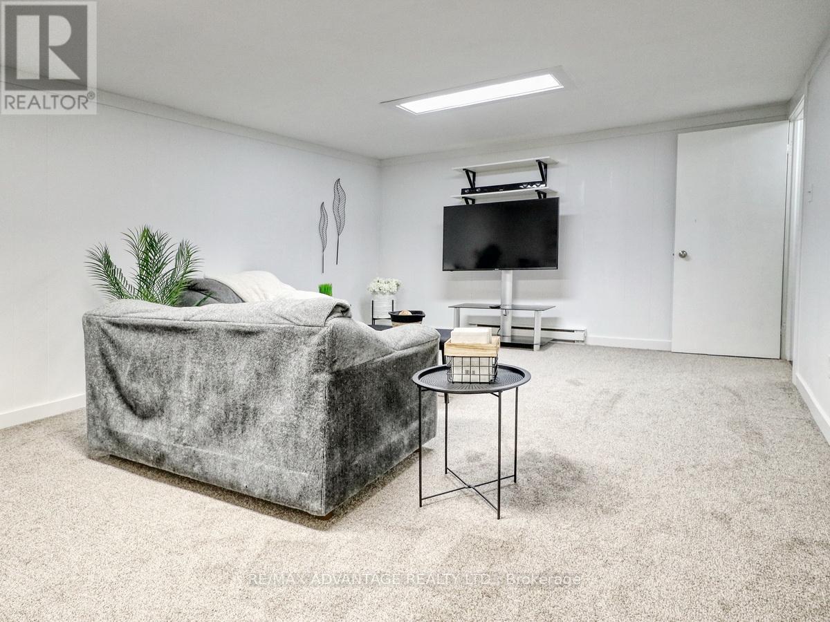 132 MONMORE ROAD - 37
