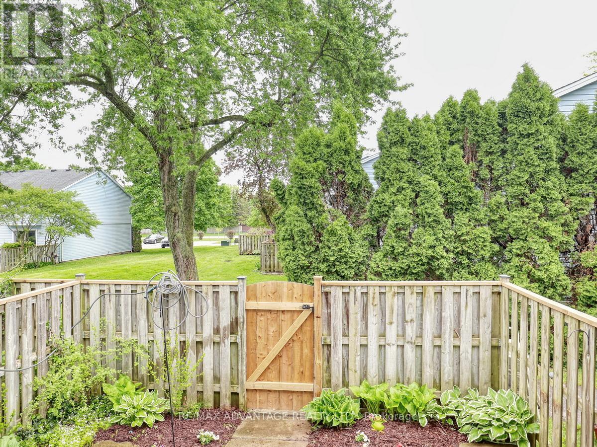 132 MONMORE ROAD - 44