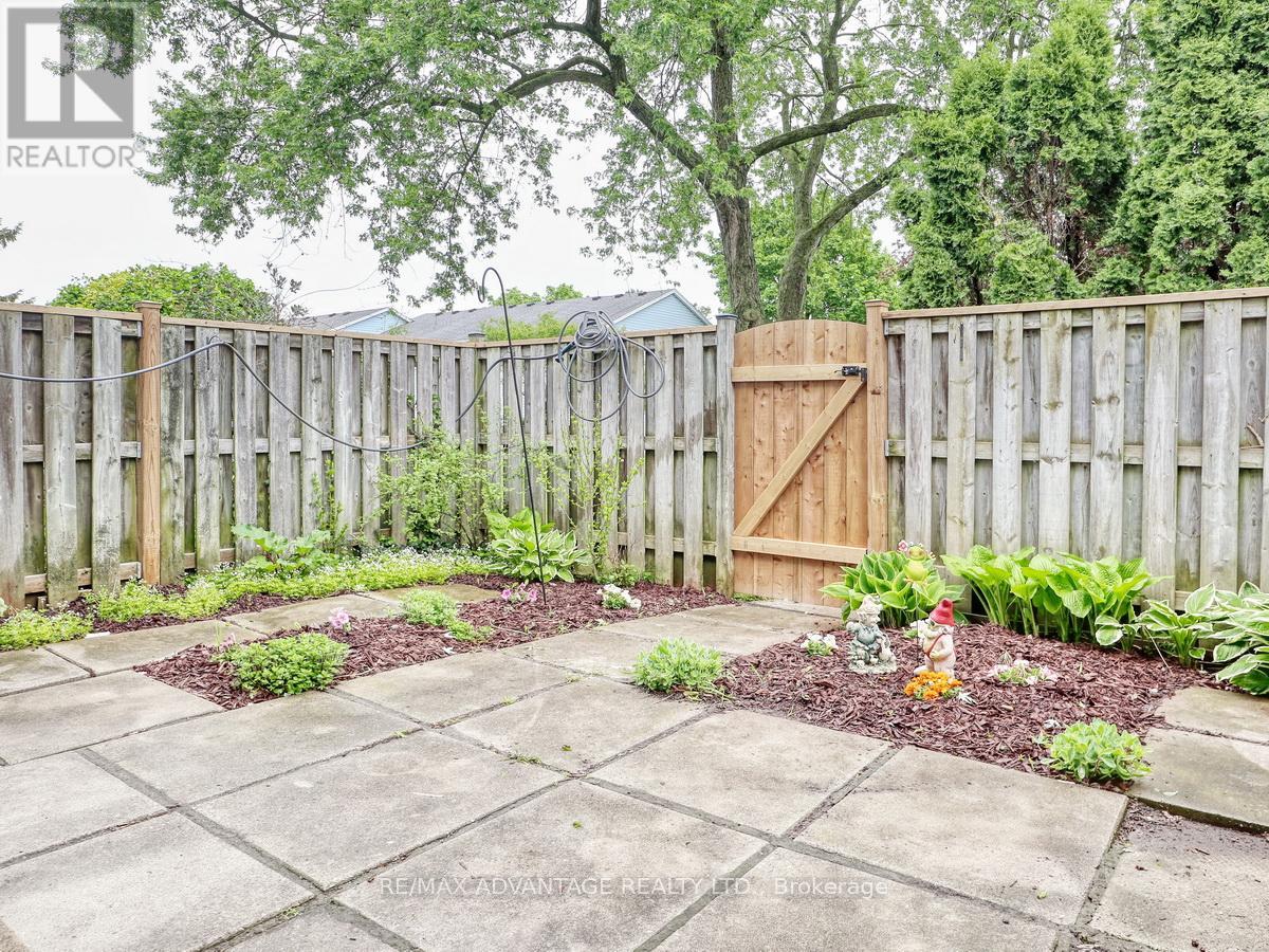 132 MONMORE ROAD - 45