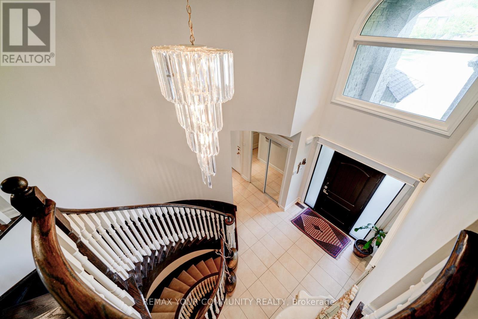 7 FERN AVENUE - 29