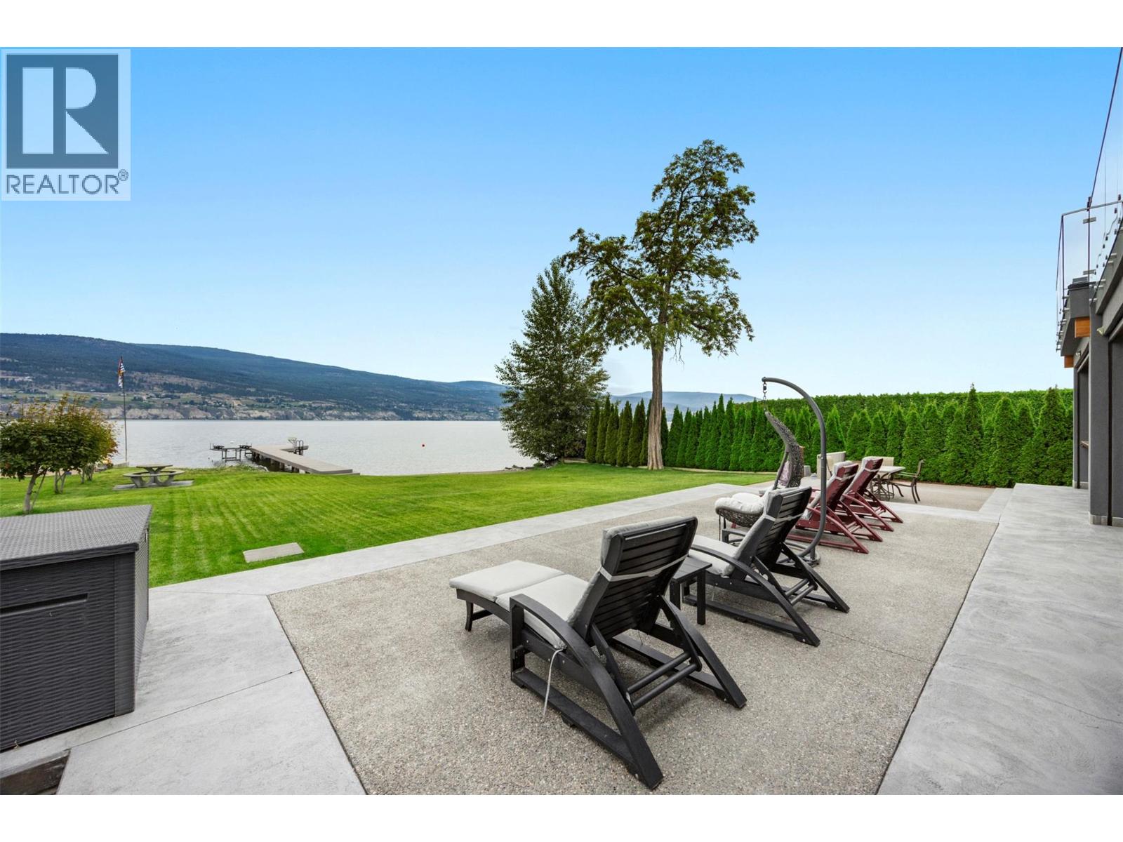 704 Stonor Street, Summerland