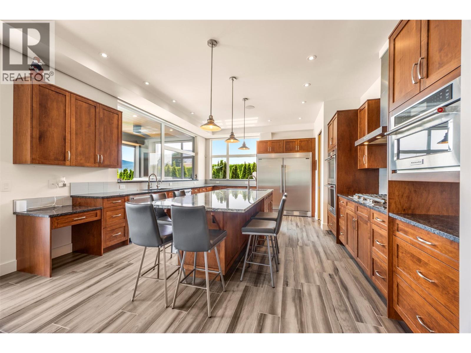 704 Stonor Street, Summerland