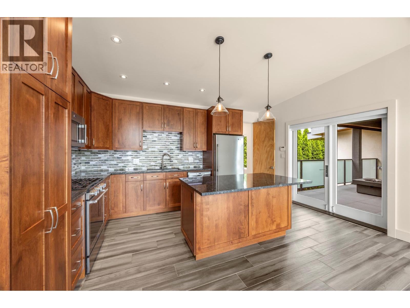 704 Stonor Street, Summerland
