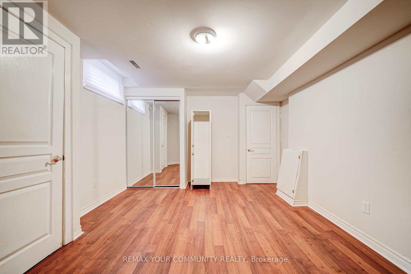 7 FERN AVENUE - 31