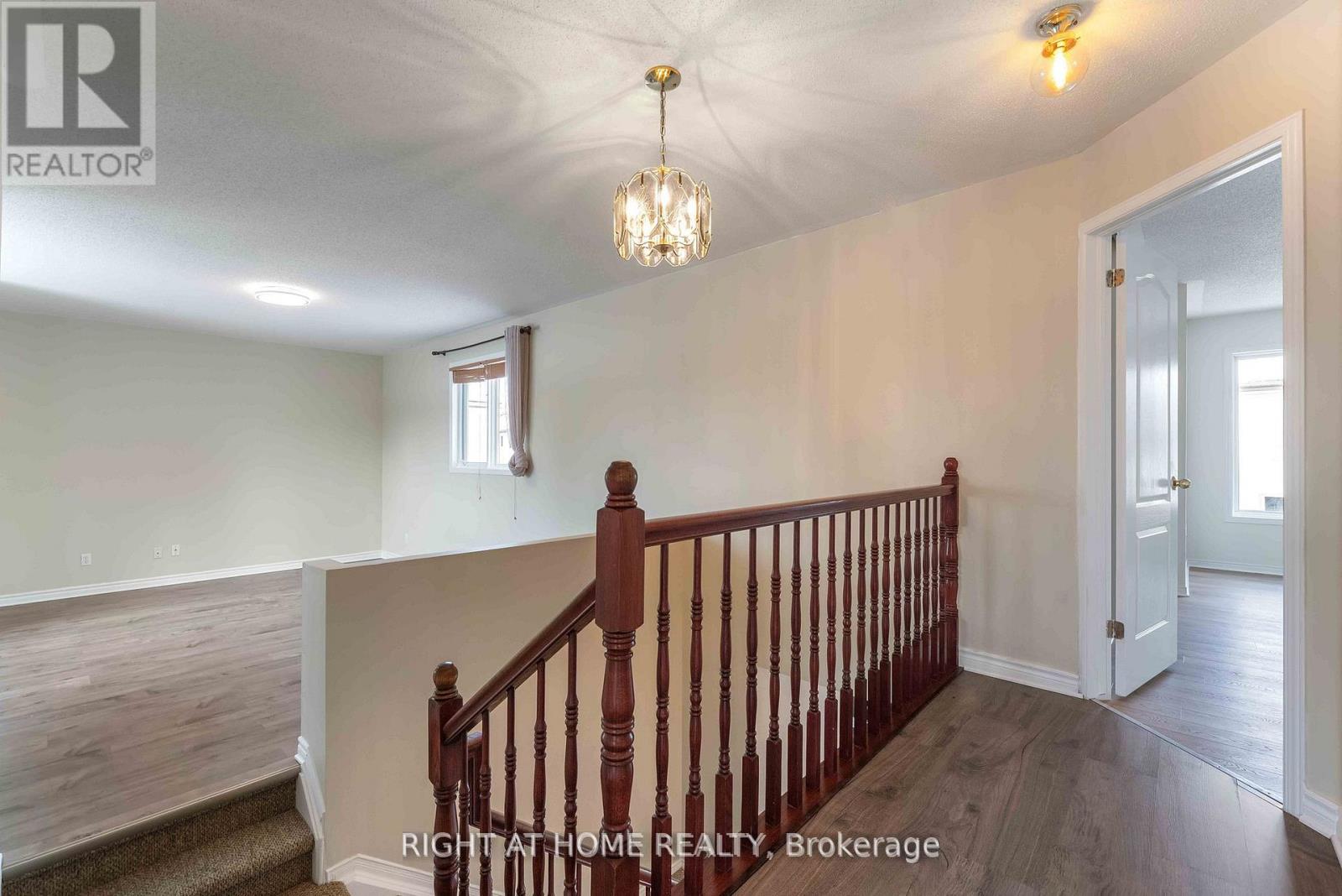 3 Bed, 4 Bath House for Rent in Ottawa – 104 B CRAIG HENRY DRIVE, Ottawa – MLS# X13481174 - Image 15