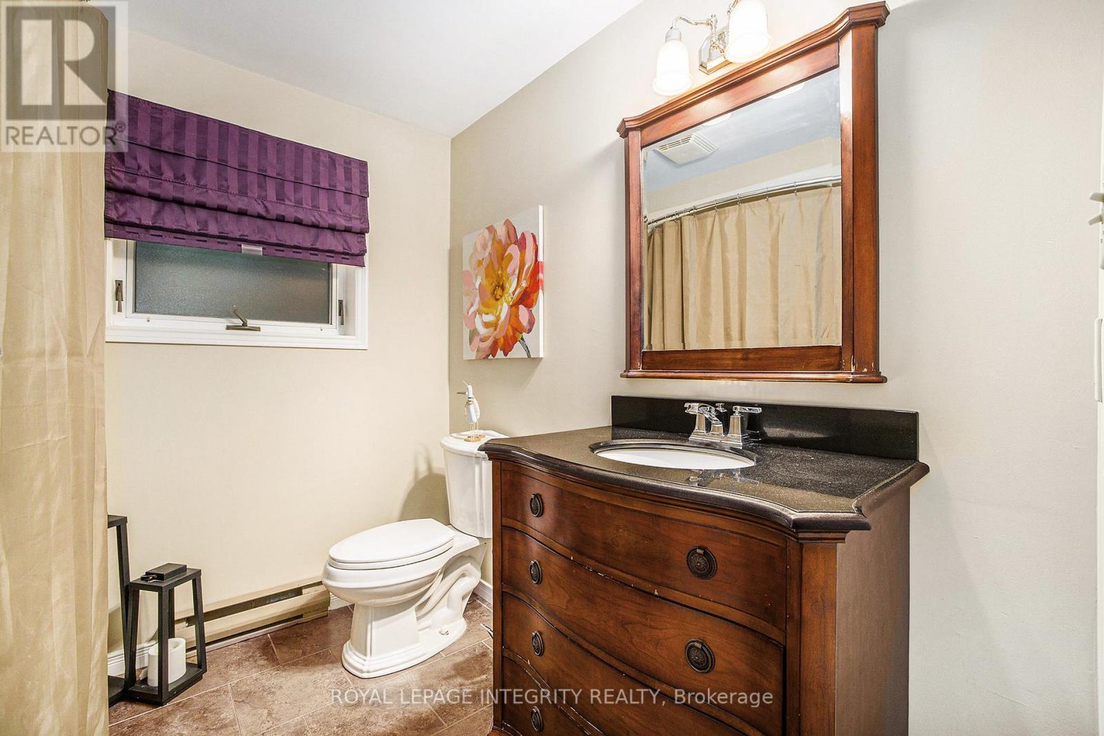 24 MATHER STREET - 14